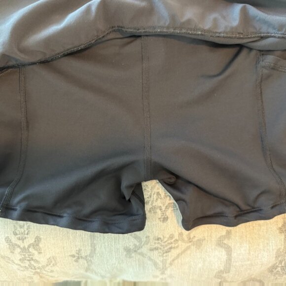 Lululemon Pace Rival Skirt (Pleated) – Size 4 - Picture 5 of 5